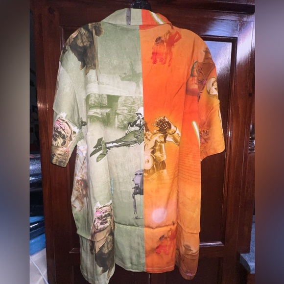 Men’s XL hot topic, brand, Star Wars woven button-down shirt - Picture 2 of 2